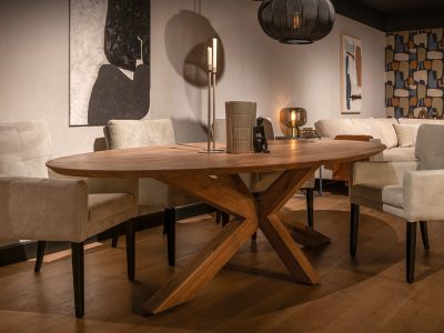 Bruuts-Espen-Ovaal-Eettafel-Wooden-Spider-leg-Woodbury-finish-UrbanSofa-Quinten-Eetkamerfauteuil-Monti-Beige-website-1